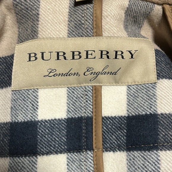 Burberry Wool Duffle Coat - Picture 5 of 9